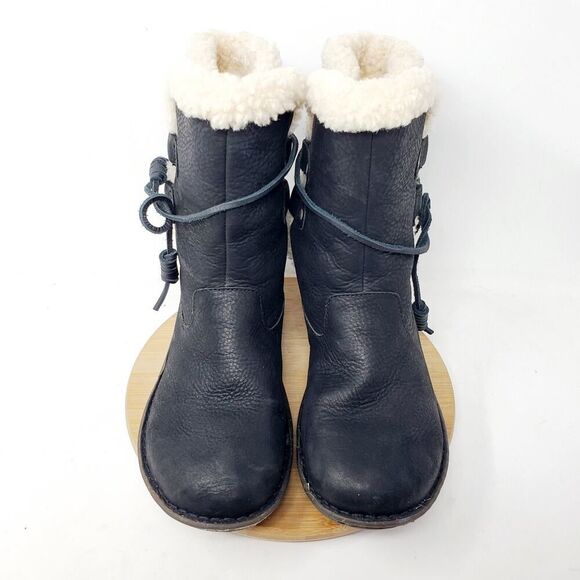 UGG Akadia Boots Women 9 Black Nubuck‎ Leather Shearling Wrap Tie Winter Shoes - Picture 4 of 13